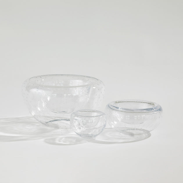 http://ashleychilders.com/cdn/shop/products/double-take-bowls-clear-seeded-ashley-childers_2_1200x630.jpg?v=1676616495